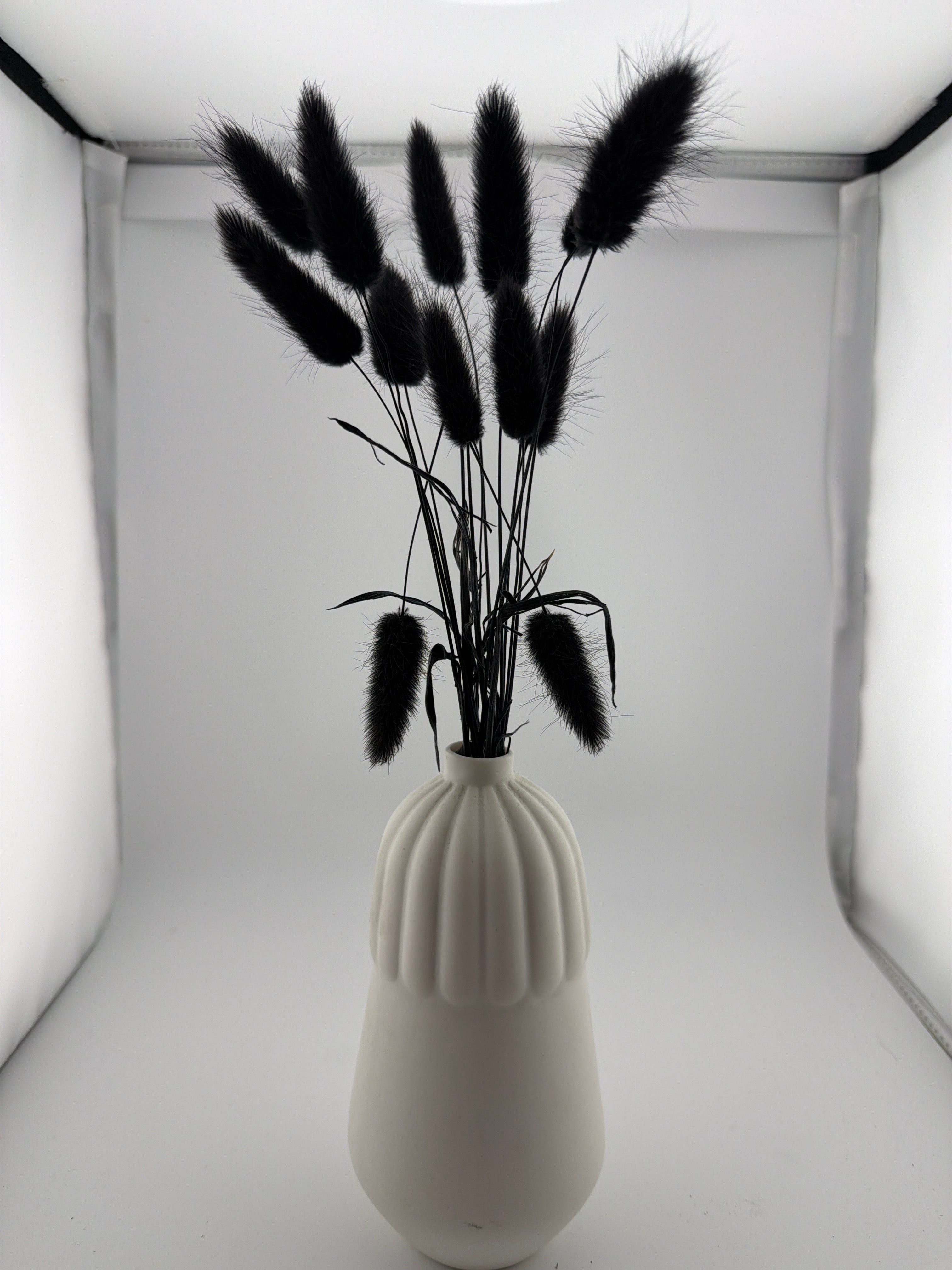 Vase with dried flowers