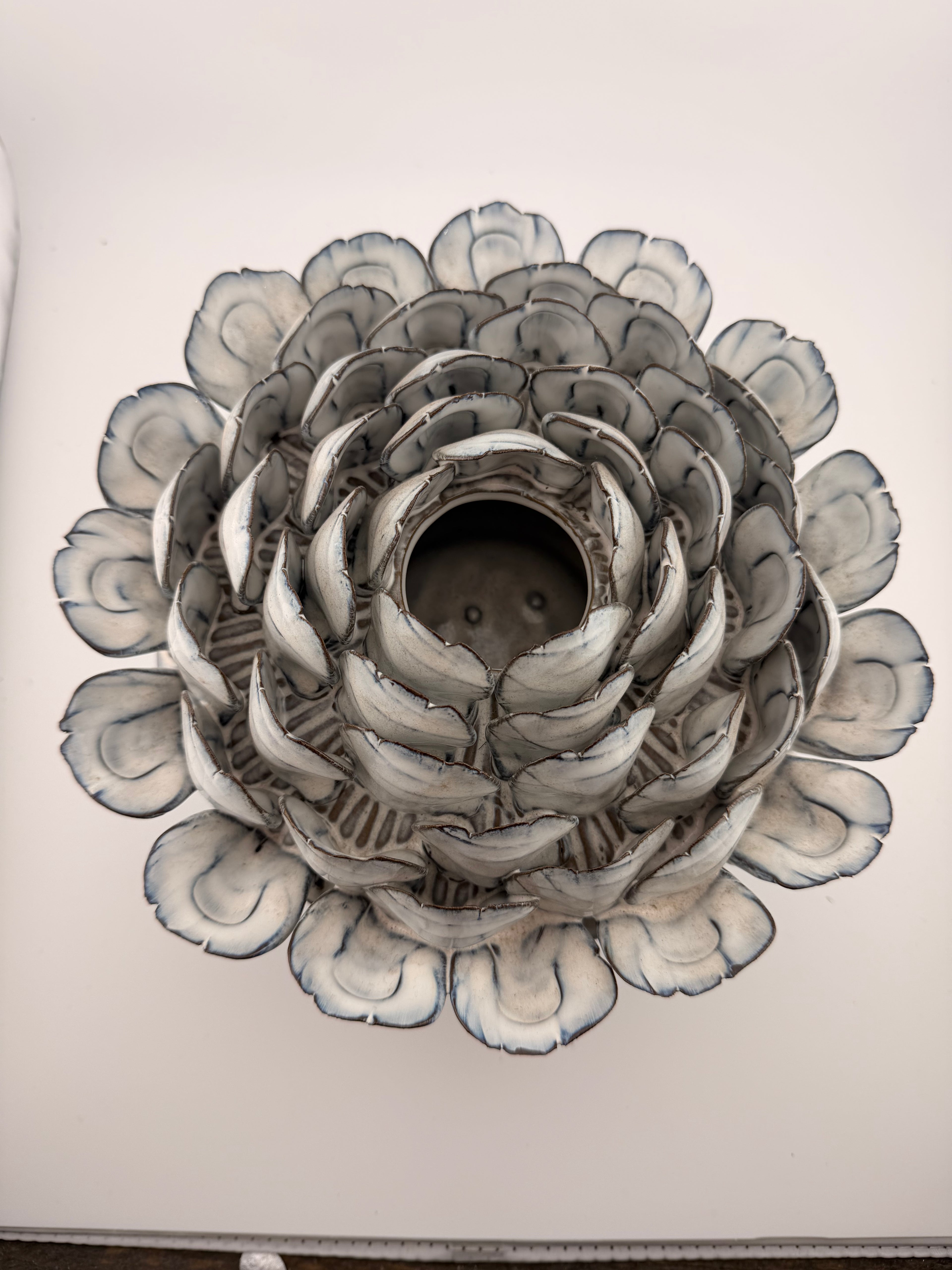 Vase Lotus